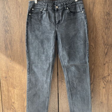 Weekday Gray-Jeans
