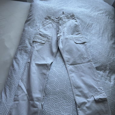 pantaloni cargo