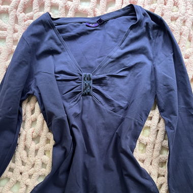 00s dark blue longsleeve