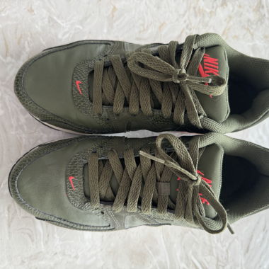 Nike air