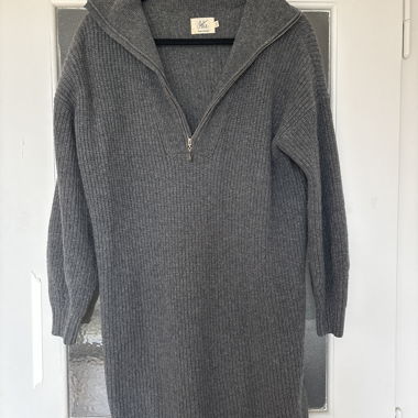 Strickkleid aus Wolle Orta