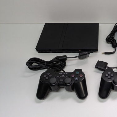 PlayStation 2 Slim mit 2 Controller