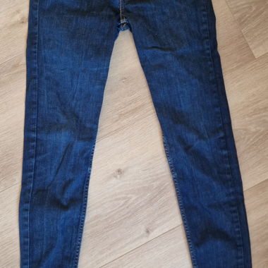 Jean Levis 710 super skinny 