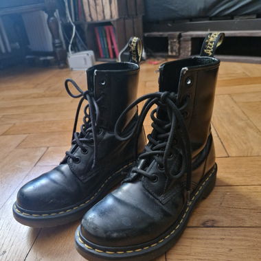 Dr. Martens