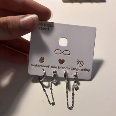 Earrings lobe and helix