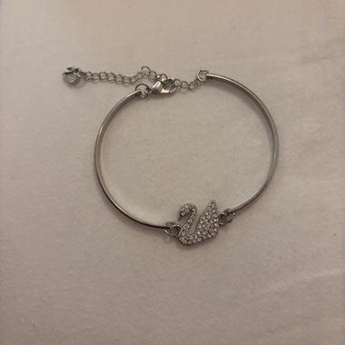 Bracciale a forma di cigno con strass