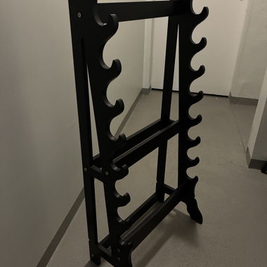 Supporto in legno per 8 spade verniciato nero