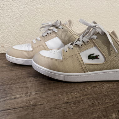 Lacoste 