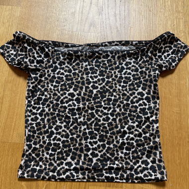 Top spalle scoperte leopard