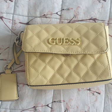 GUESS Umhaengetasche