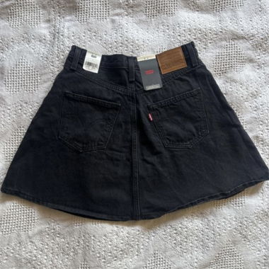 Jupe en jean Levi's noire neuve