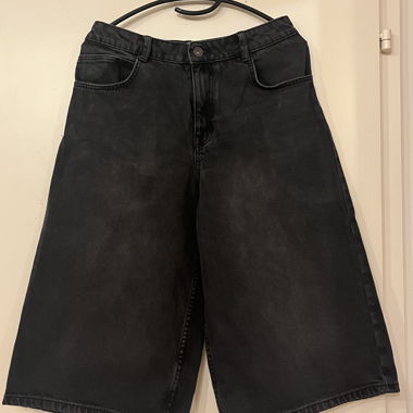 Shorts en jean noirs Bershka (Jorts) taille XS