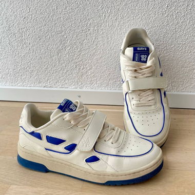 Saye M92 Bold Sneakers
