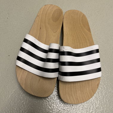 Adiletten Holz