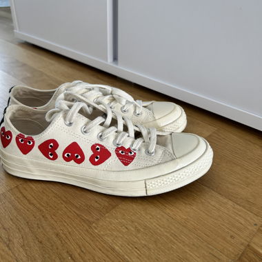 Baskets Converse Play Chuck Taylor Coeurs