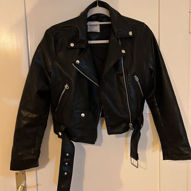 Lederjacke schwarz 