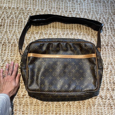 Louis Vuitton Reporter Monogram Canvas