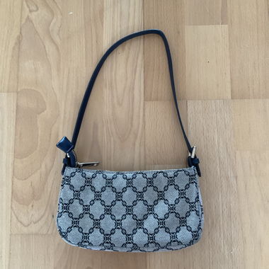 Sac à main à motif avec bandoulière