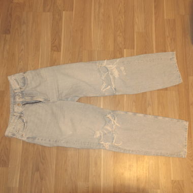 Jeans droits loose déchirés