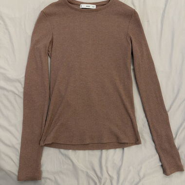 MNG Ribbed Long-Sleeve Top
