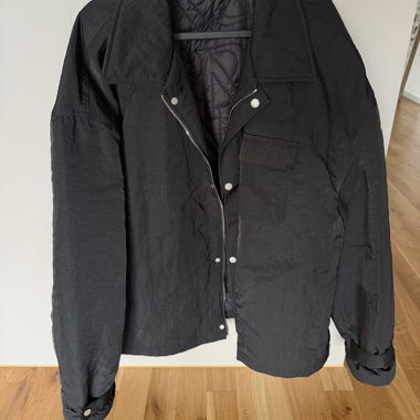 Schwarze Represent Jacke