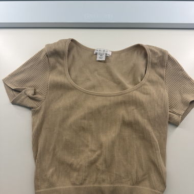 T-shirt beige côtelé, ajusté