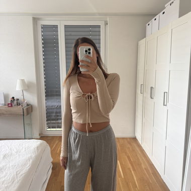 FB Sister Crop Top
