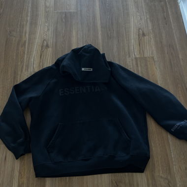 Hoodie Essentials noir