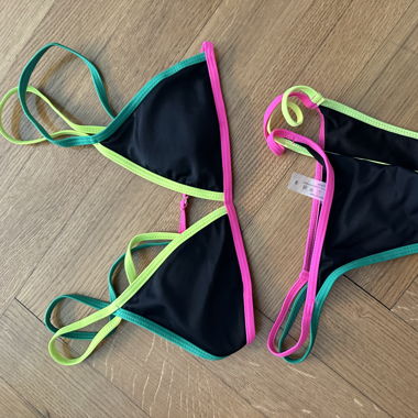 Bikini 