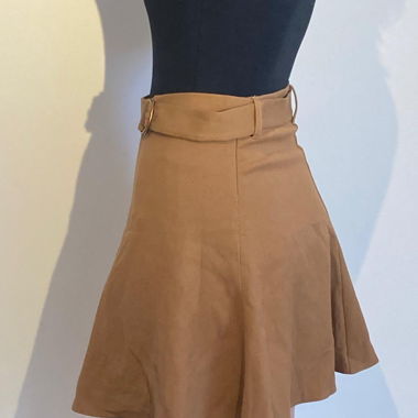 Jupe avec ceinture