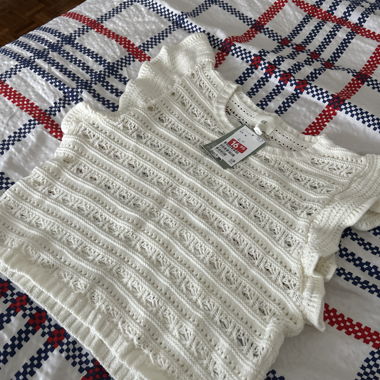 Weisser Strick-Ärmelloser Pullover