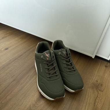 Skechers Schuhe in Grün