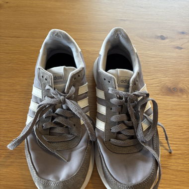 Adidas graue Sneaker EU 38