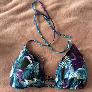 Top del costume da bagno