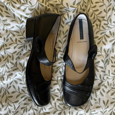 MARC Collection black Mary-Jane shoes
