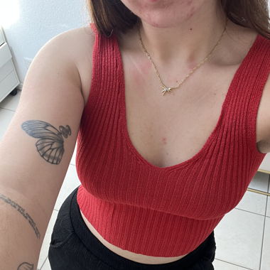 top rouge 