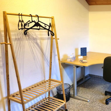 Latge desk