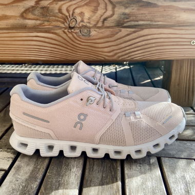 Chaussures de course On Cloud EU39