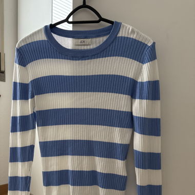 Gestreiftes Langarmshirt