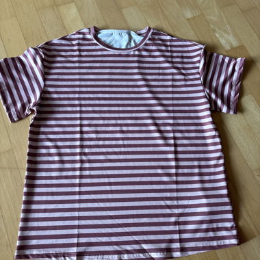 Gestreiftes T-Shirt
