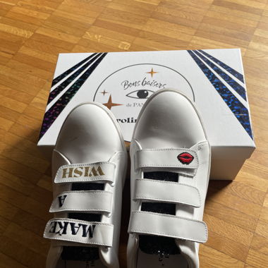 Sneakers Bon baisers x Caroline Drogo