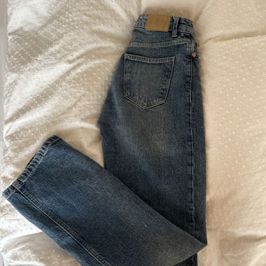 Straight leg Jeans