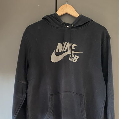 Pull Nike SB