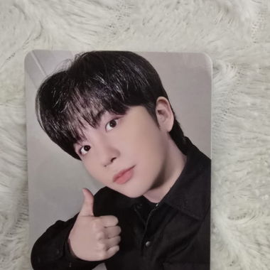 Ateez Jongho pob Fromm Golden Hour kpop officiel 