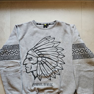 CRIMINAL DAMAGE SWEATER