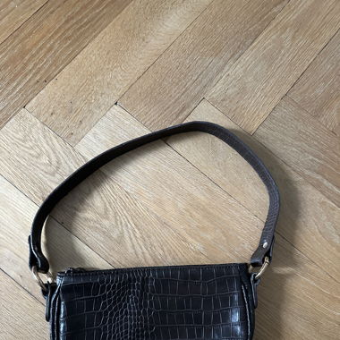 Baguette Bag Braun Croc Optik
