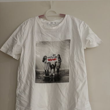 Weisses T-Shirt mit Bild