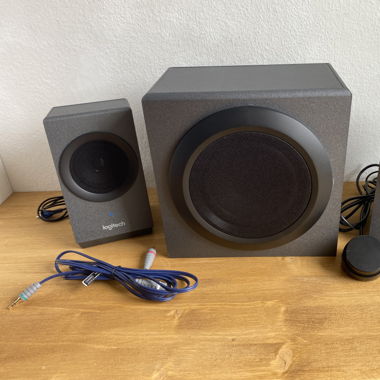 Logitech Z337 Lautsprecher