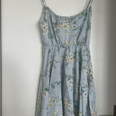 HELLBLAUES SOMMERKLEID GRÖSSE S