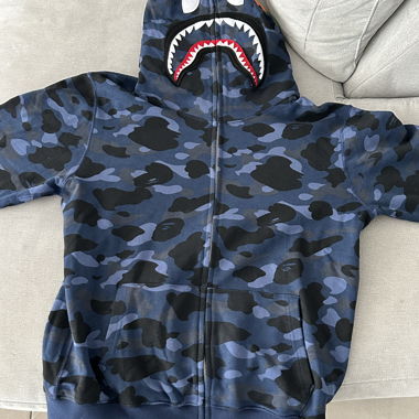 BAPE Shark Camo Zip-Hoodie (Verhandelbar)